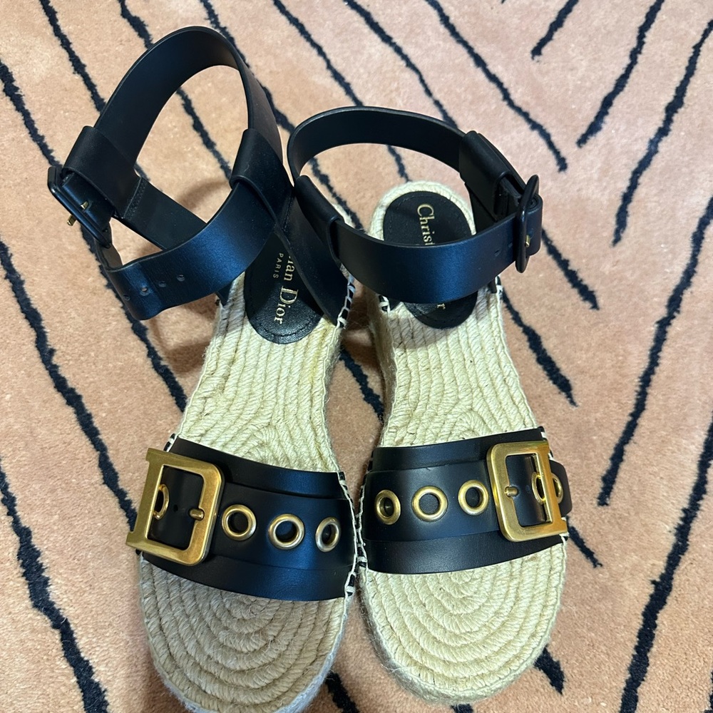 💯Authentic Dior Flatform sandal. Brand new!